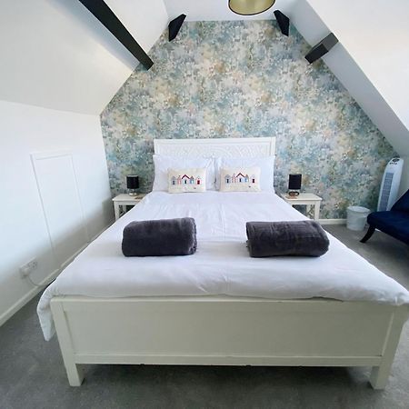 The Beach Hut - 1 Bedroom Apartment Near The Beach Bournemouth Exterior photo